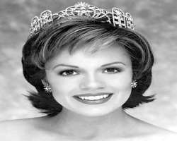 She won the beauty pageant Miss Teen Tennessee and was in the top 10 in Miss Teen USA in the year 1999 She won the beauty pageant Miss Teen Tennessee and was in the top 10 in Miss Teen USA in the year 1999.